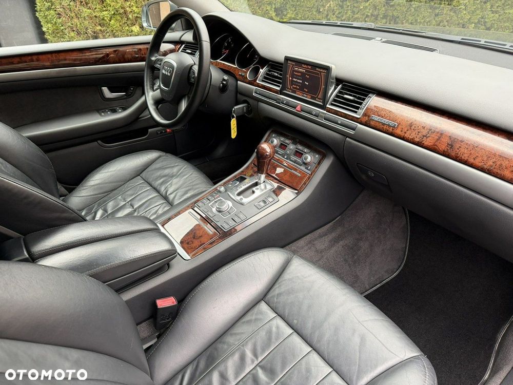 Audi A8 - 19