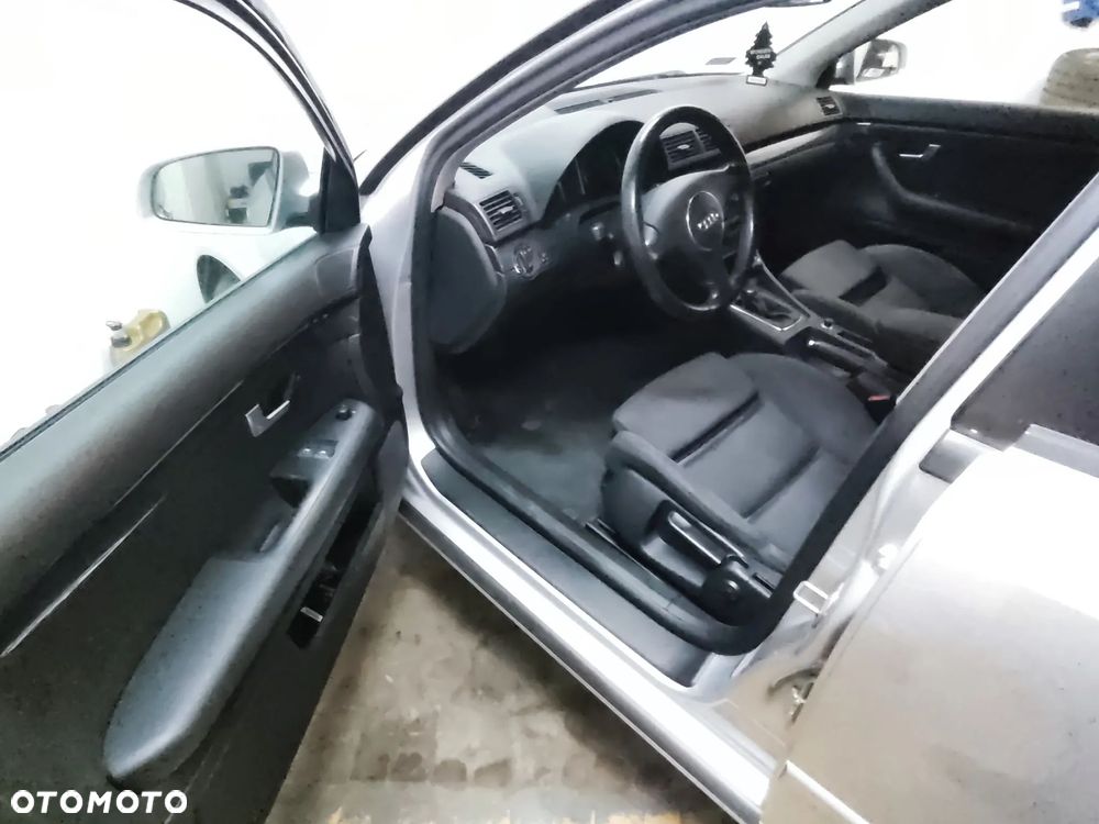 Audi A4 Limousine 1.8 T - 4