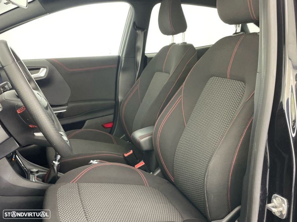 Ford Puma 1.0 EcoBoost MHEV Titanium — fotografia 17