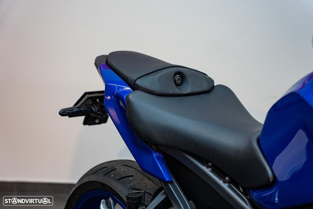 Yamaha MT-09 Y-AMT - 15