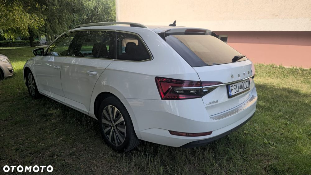 Skoda Superb 2.0 TDI Style DSG7 - 3