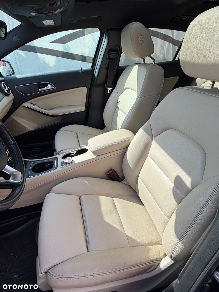 Mercedes-Benz GLA 250 4Matic 7G-DCT Edition 1 - 29