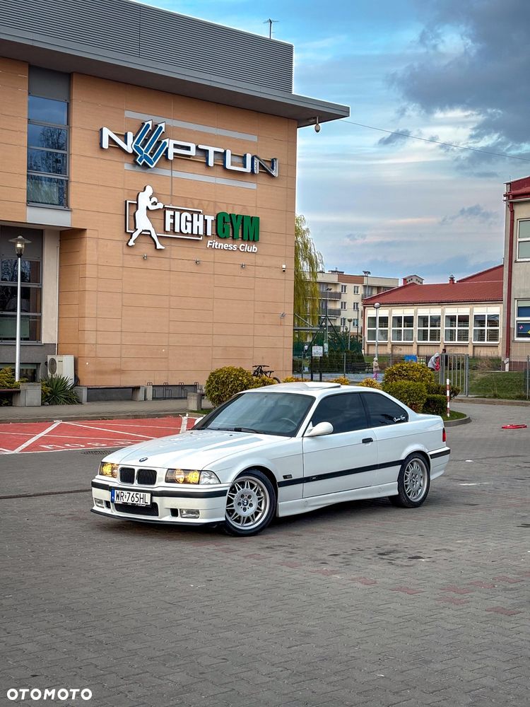 BMW M3 - 1