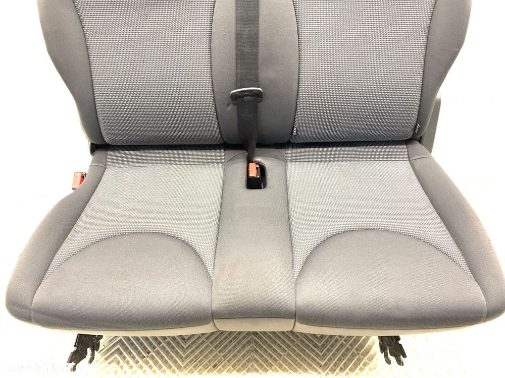 FOTEL TYŁ  CITROEN JUMPY (VF7) 2007 - 2016 2.0 HDi 165 120 kW [163 KM] olej napędowy 2010 - 2016 - 3