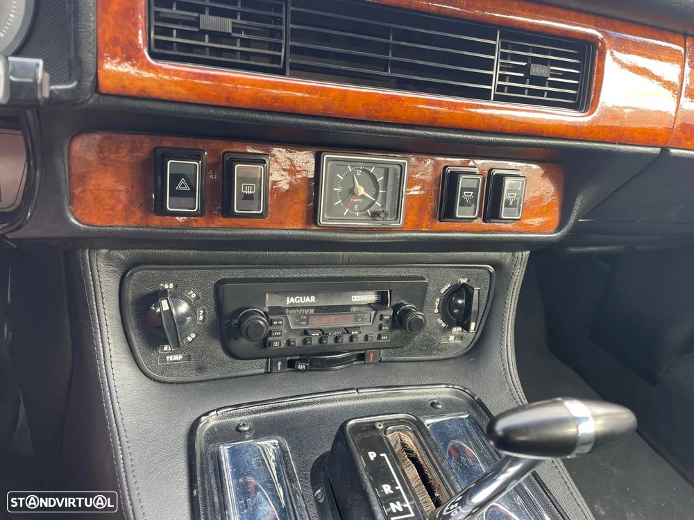 Jaguar XJS V12 Coupé - 10