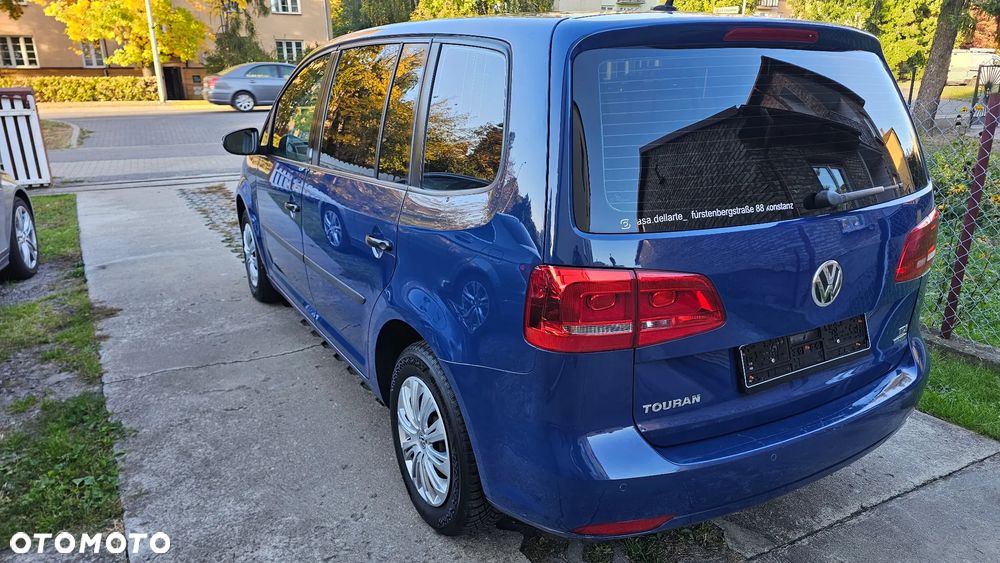 Volkswagen Touran - 21