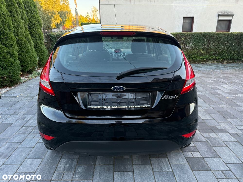Ford Fiesta - 8