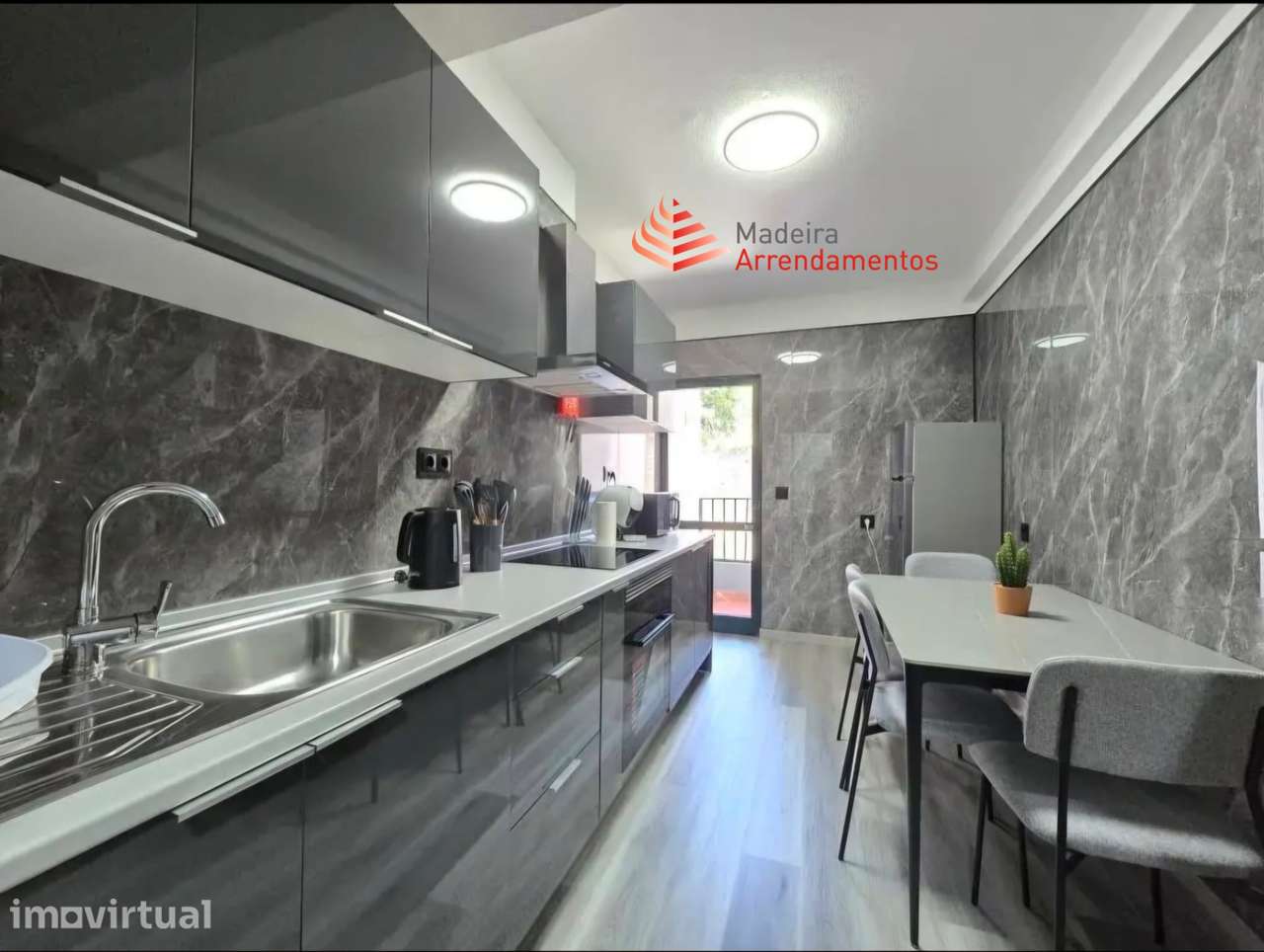 Arrendamento de apartamento T2 na Calheta - Grande imagem: 4/7