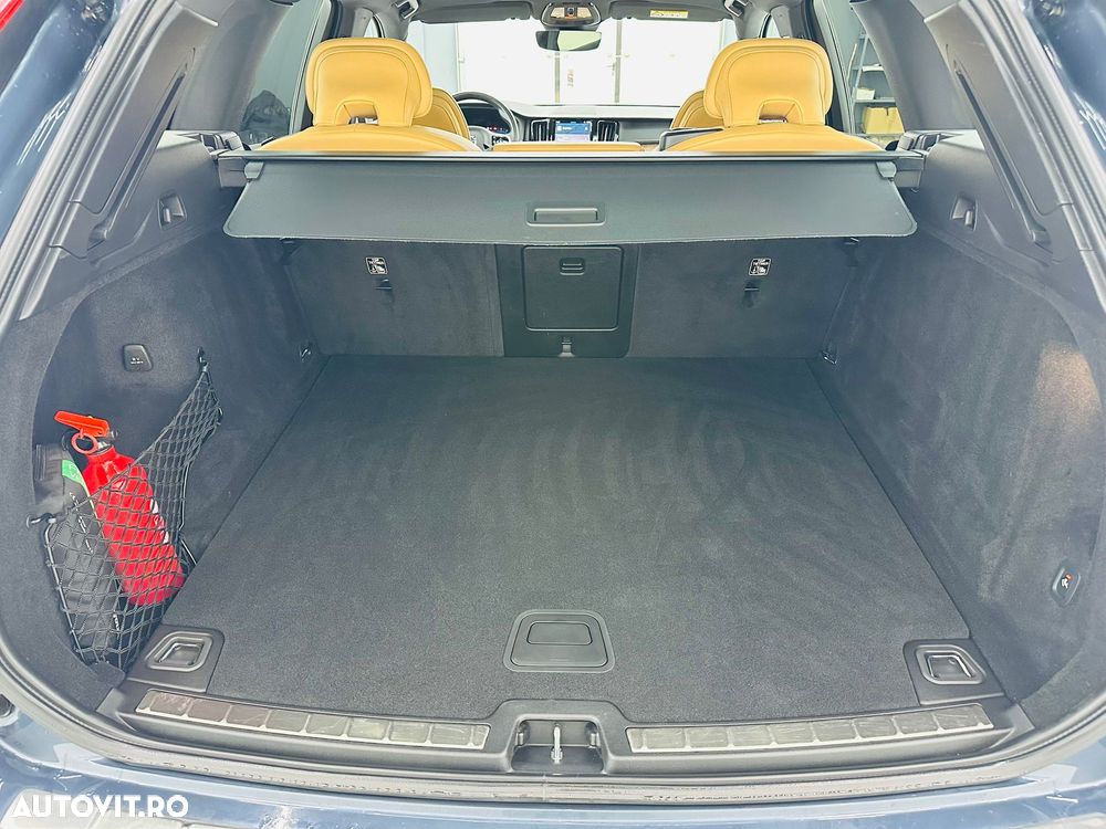 Volvo XC 60 B4 D Plus Bright - 20