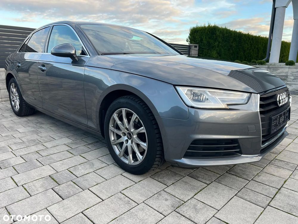 Audi A4 Limousine 2.0 TDI ultra S tronic - 1