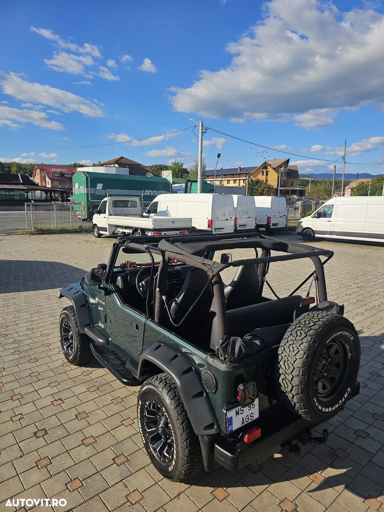 Jeep Wrangler 2.4 Sport - 14