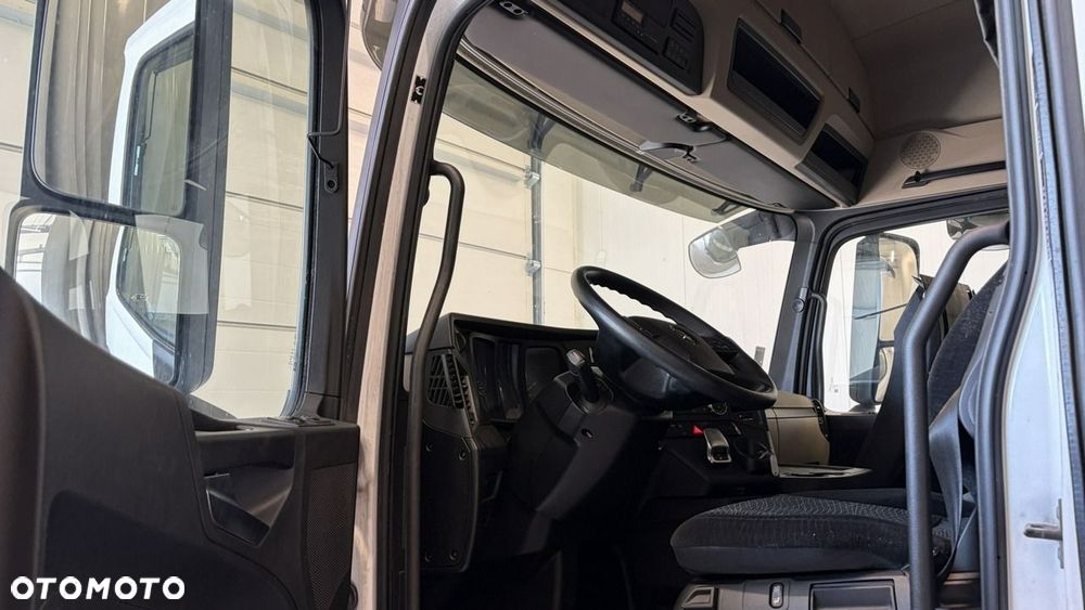Mercedes-Benz Actros - 7