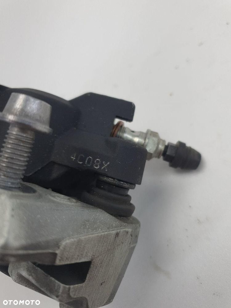 ZACISK HAMULCOWY PRZÓD BREMBO KR2 BMW R12 NINE T 228537 - 4