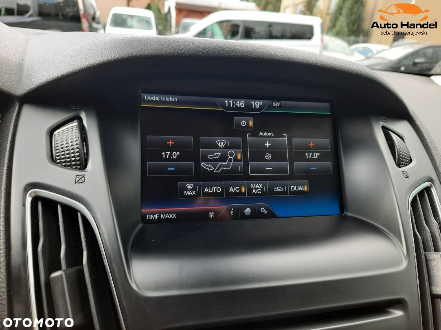Ford Focus Turnier 1.0 EcoBoost Start-Stopp-System TITANIUM - 22