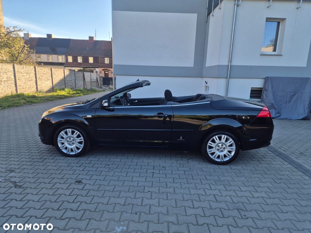 Ford Focus 1.6 Ambiente - 17