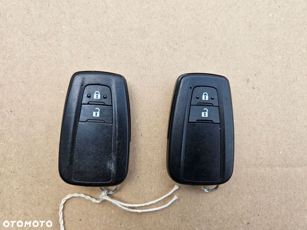 Toyota CHR C-HR kluczyk smartkey - 1