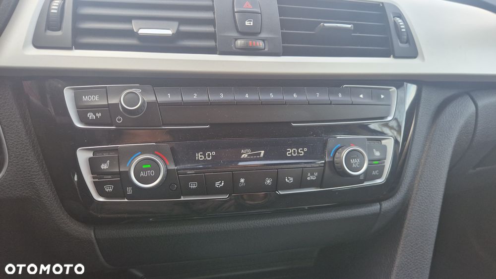 BMW 3GT 320i GPF Business Edition - 18