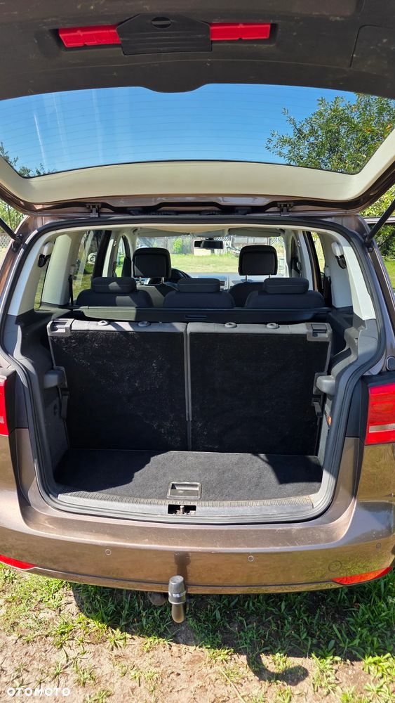 Volkswagen Touran 1.4 TSI Highline Perfectline - 23