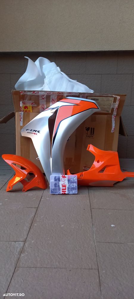 Honda CBR 1000RR Fireblade - 16