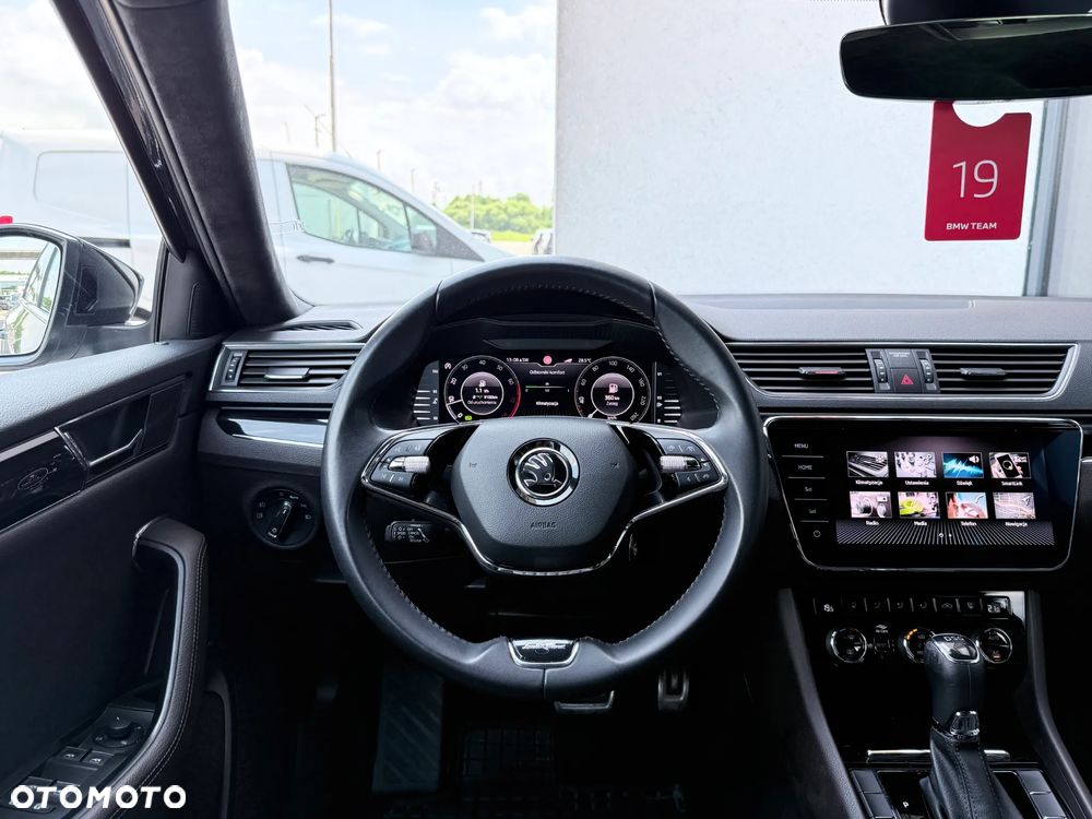 Skoda Superb 2.0 TSI L&K DSG - 22