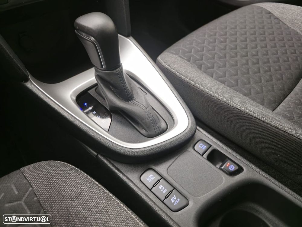 Toyota Yaris Cross 1.5 HDF Comfort Plus - 20