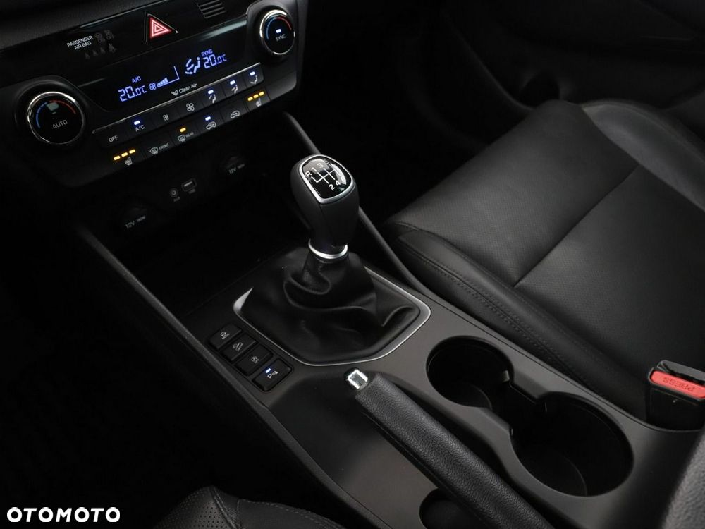 Hyundai Tucson 1.7 CRDI BlueDrive Comfort 2WD - 30