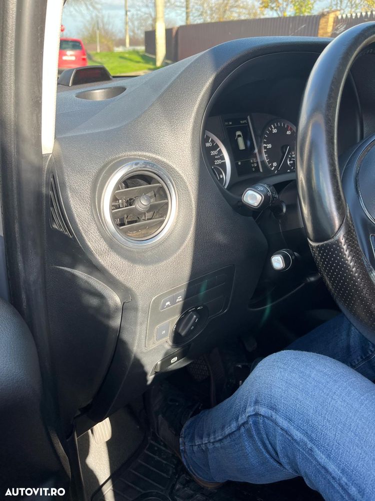 Mercedes-Benz Vito - 22