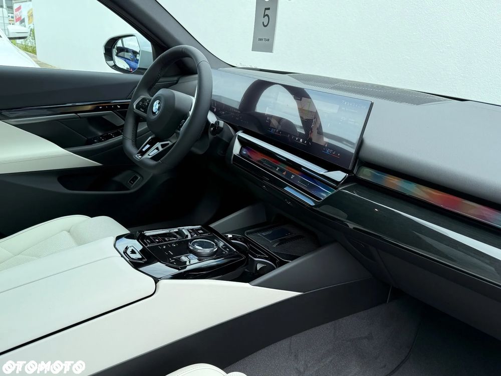 BMW Seria 5 - 18