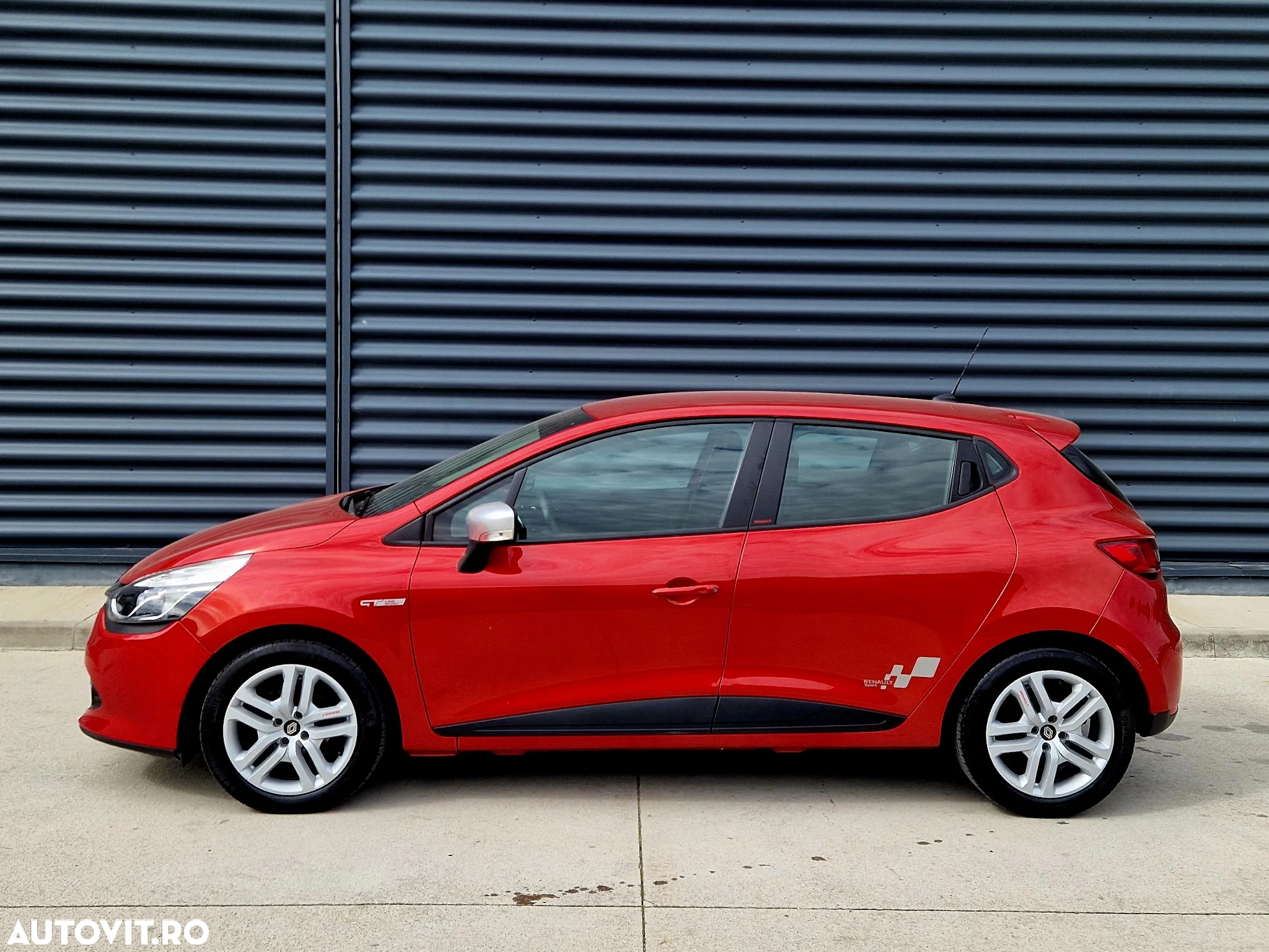 Renault Clio (Energy) TCe 90 Bose Edition - 16