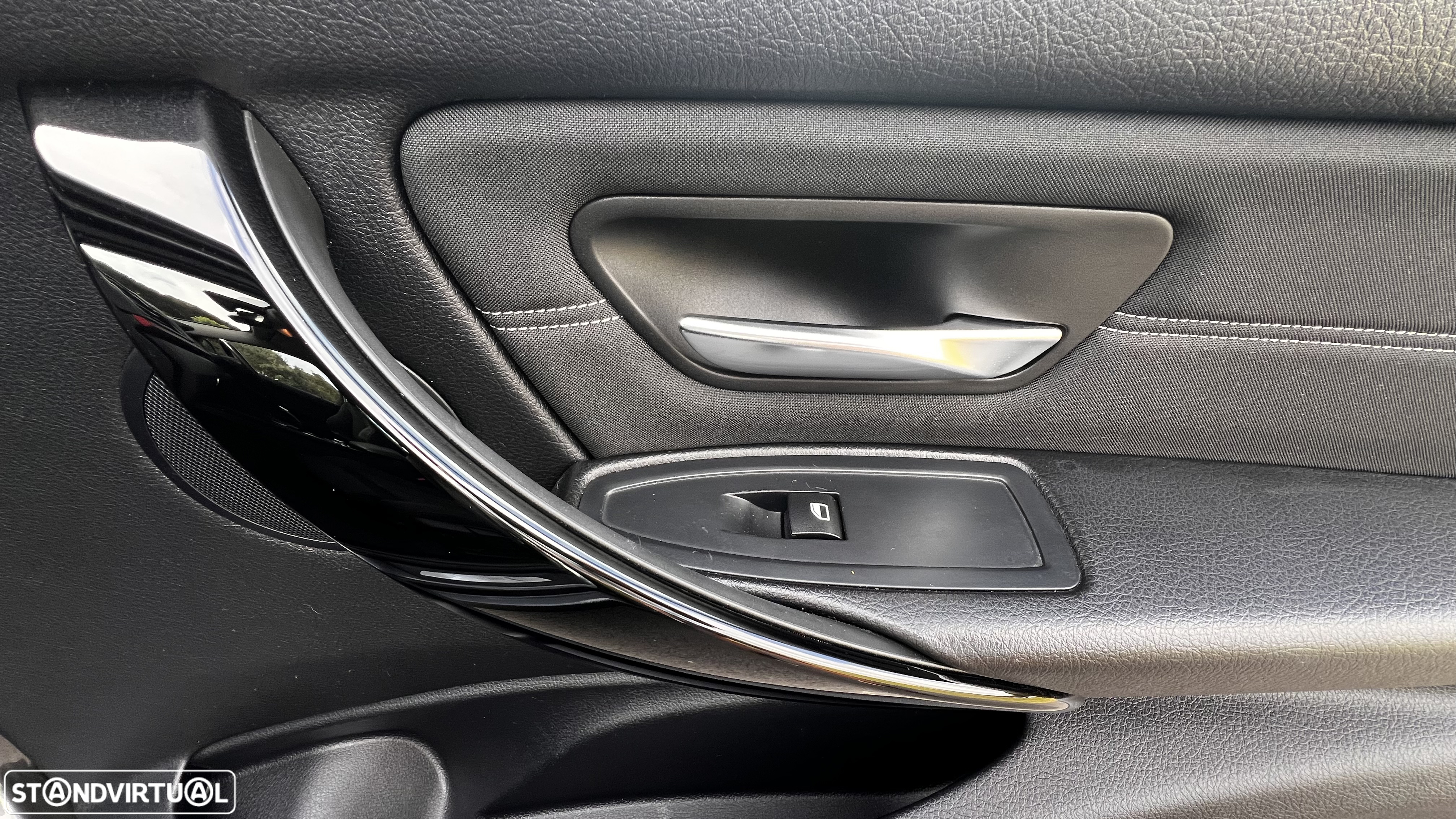 BMW 318 d Touring Auto Line Sport - 39