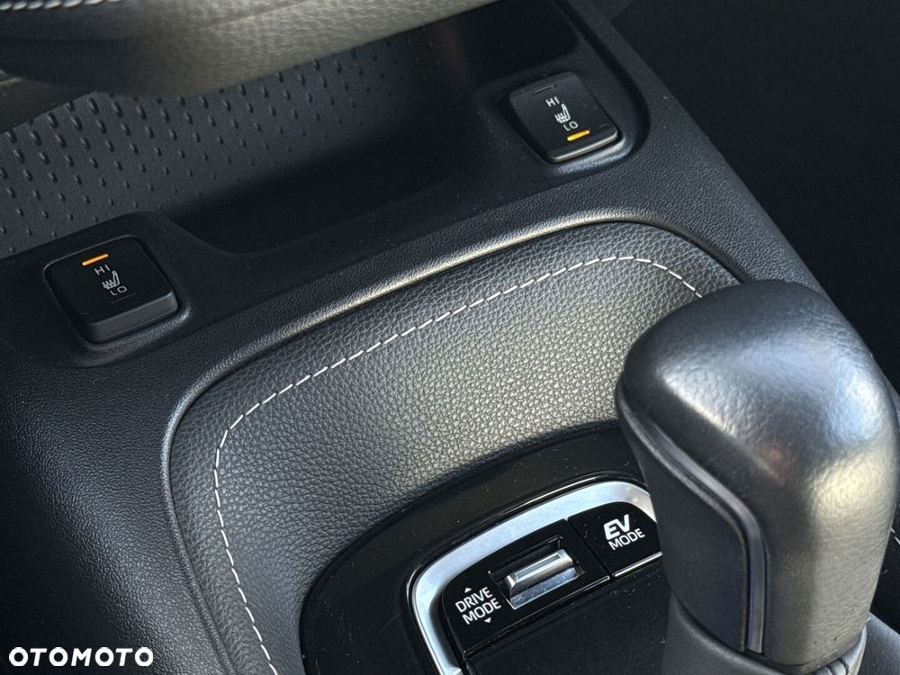 Toyota Corolla 1.8 Hybrid Comfort - 18