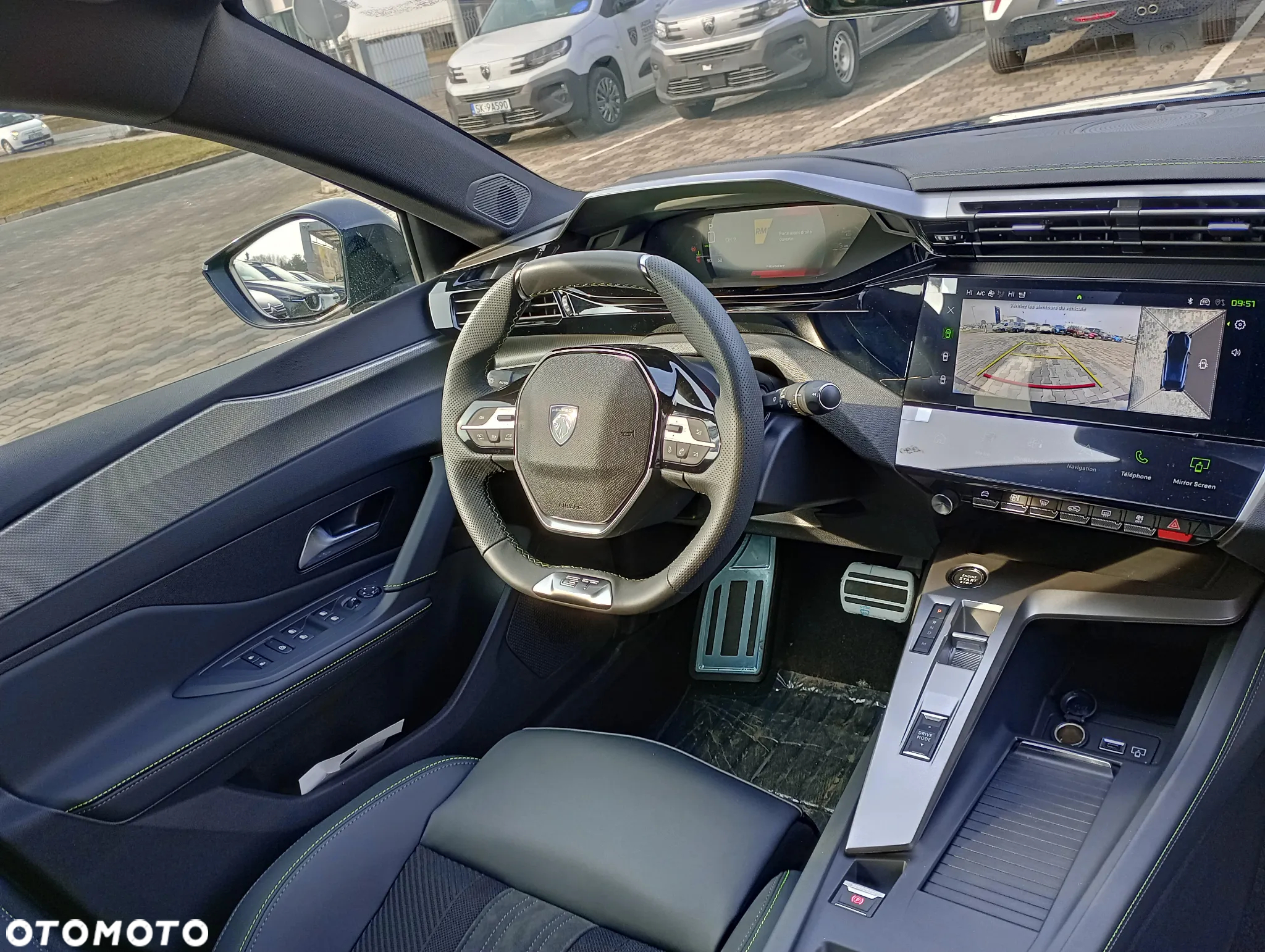 Peugeot 408 - 12