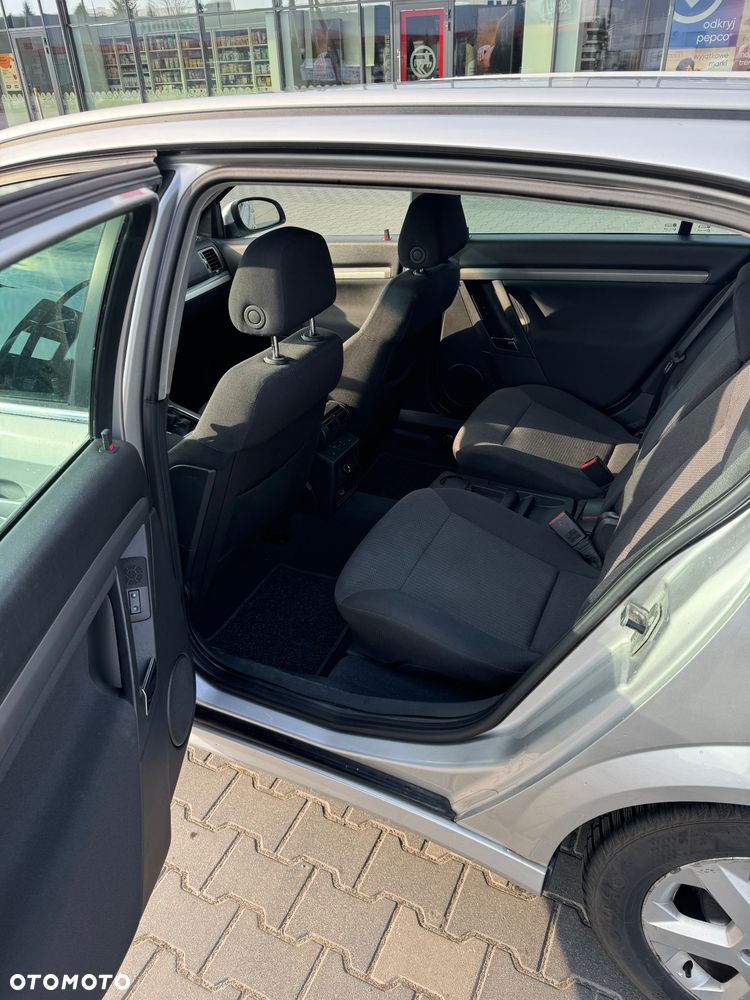 Opel Signum 1.9 CDTI - 10