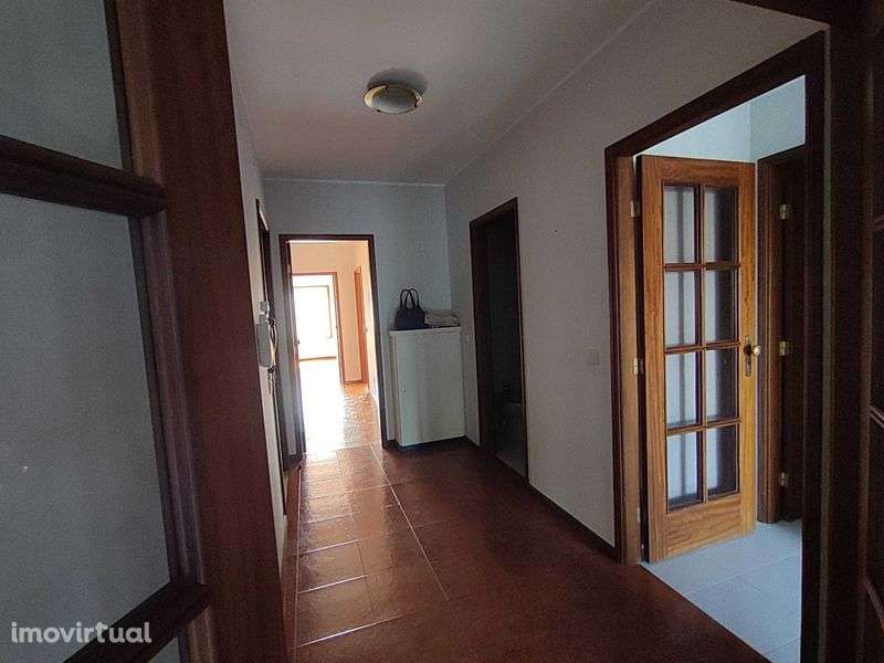 Apartamento T2 para arrendamento em Águas Santas, Maia - Grande imagem: 3/12