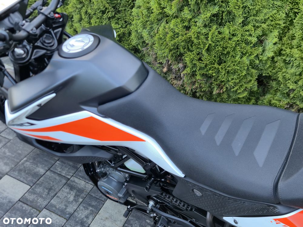 KTM Adventure - 20