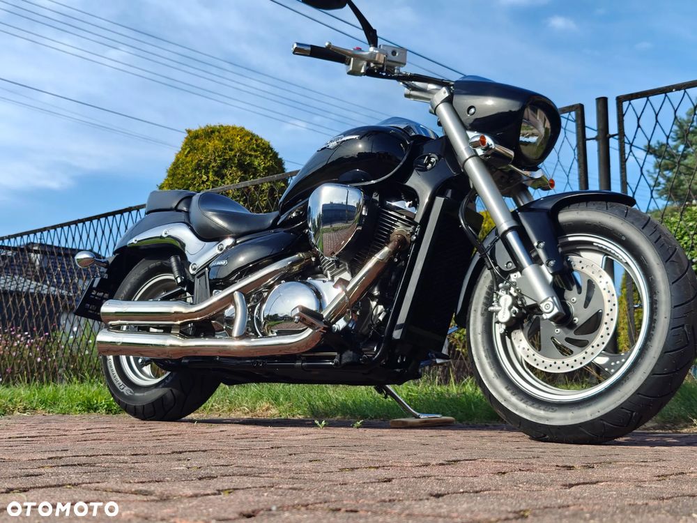 Suzuki Intruder - 9