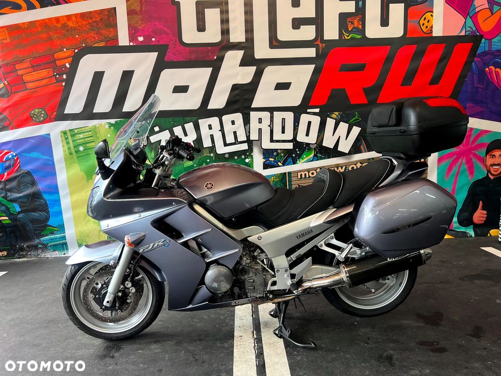 Yamaha FJR - 9