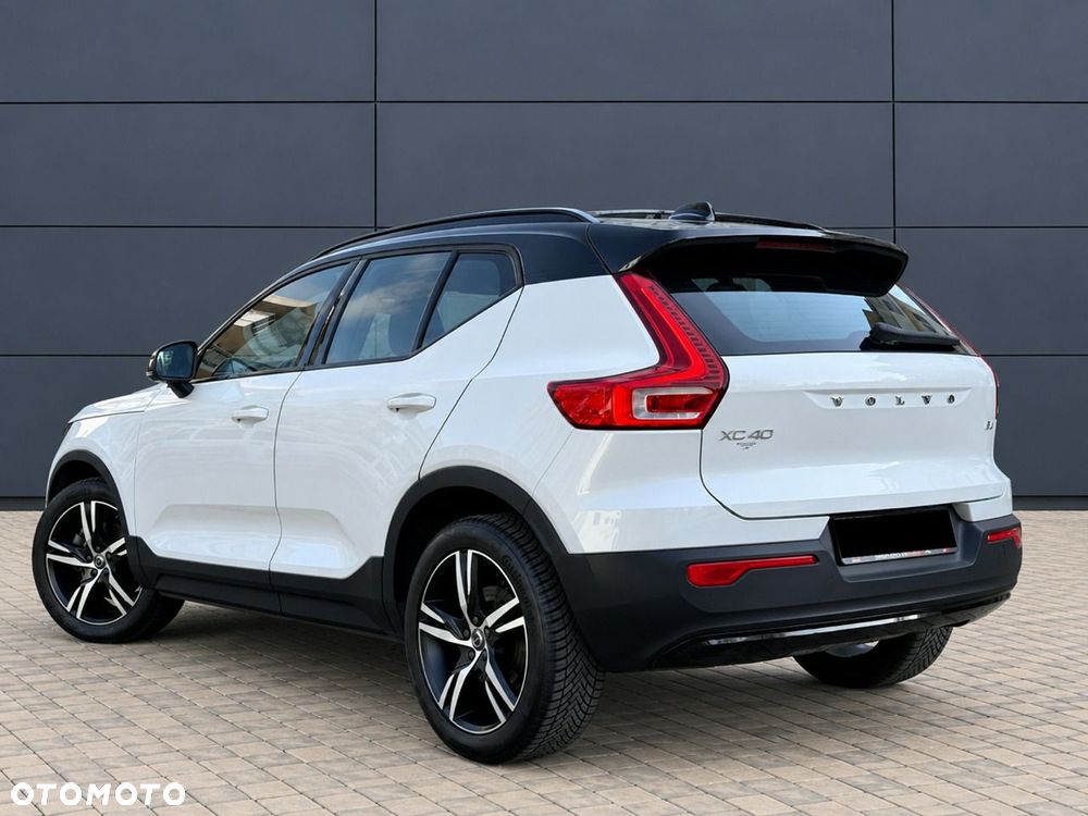 Volvo Xc40 2021 photo 2
