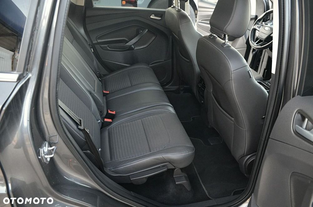 Ford Kuga - 15