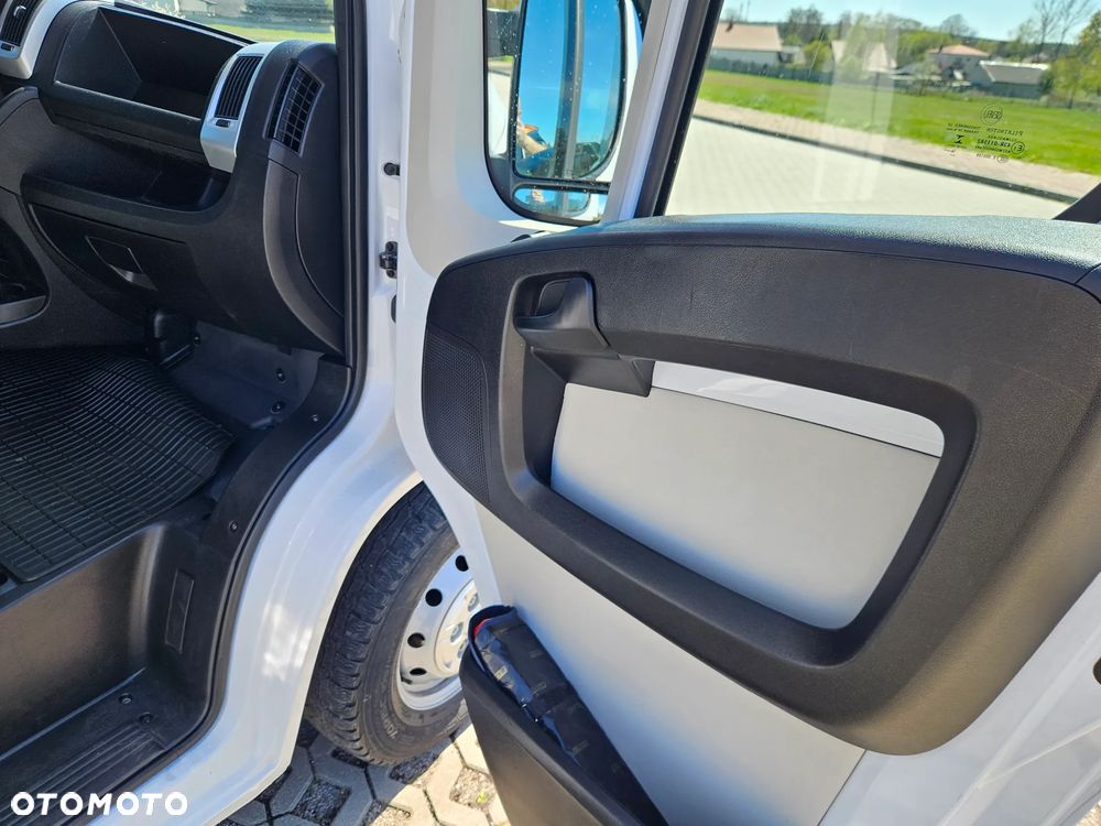 Fiat Ducato L3H2 brygadówka 6 osób, Carpol - 19