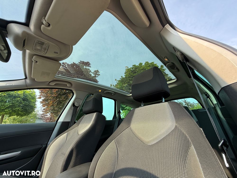 Peugeot 308 120 VTi Premium - 9