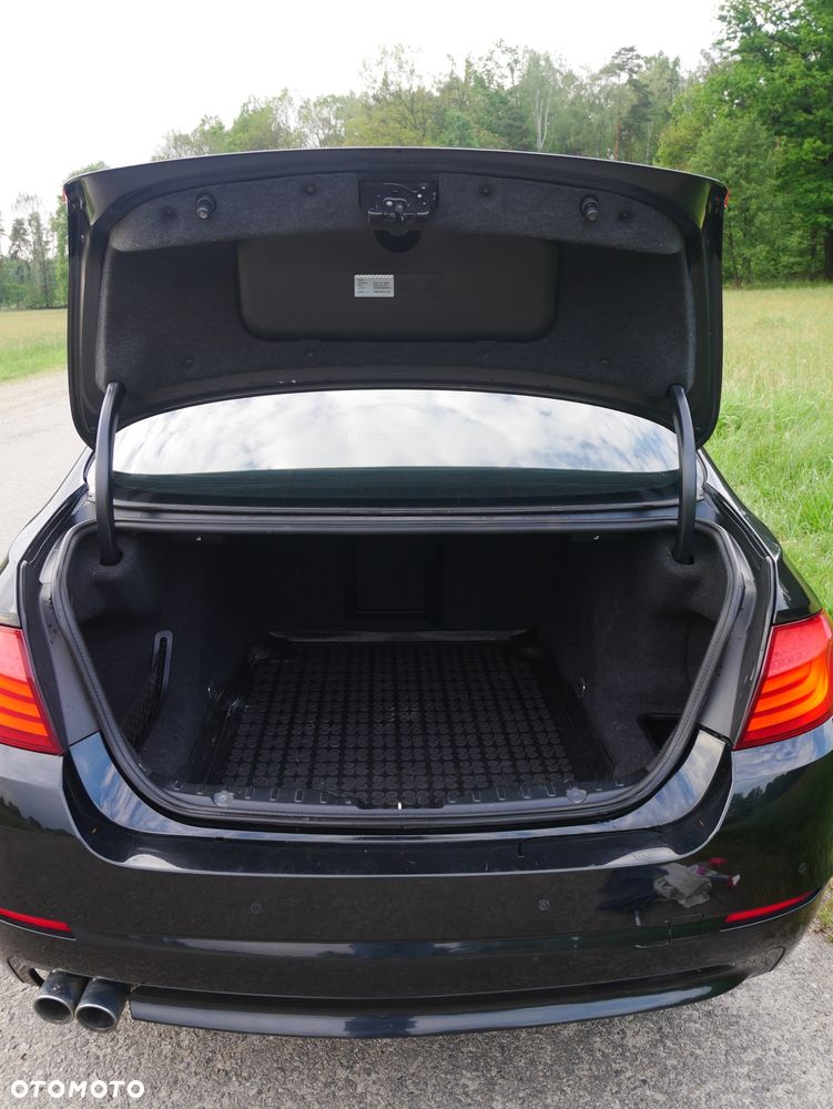 BMW Seria 5 - 32
