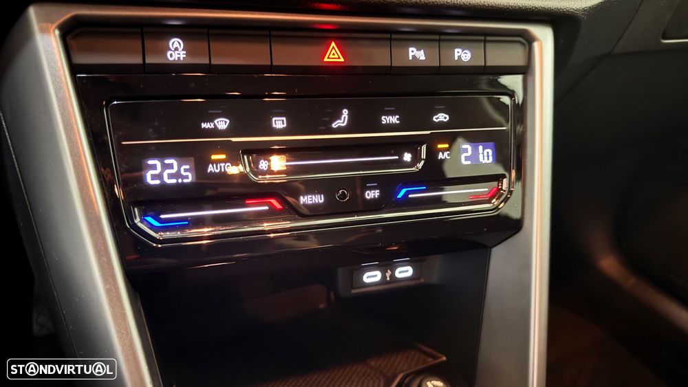 VW T-Roc 1.0 TSI Life - 30