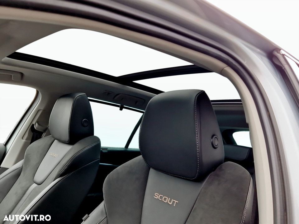 Skoda Octavia 2.0 TDI DSG 4X4 Scout - 16