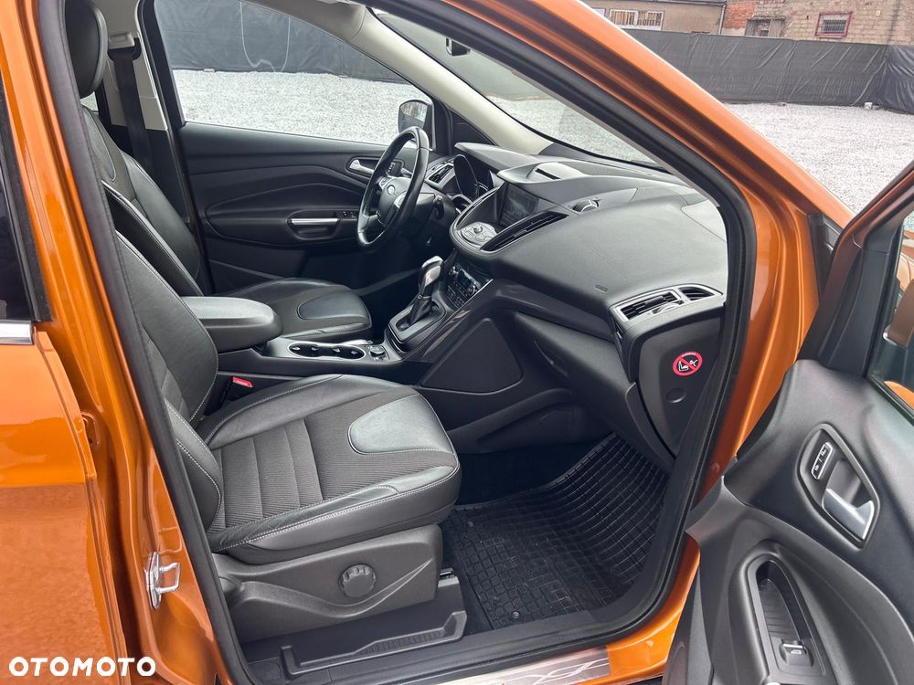 Ford Kuga 2.0 TDCi 4WD Titanium - 22