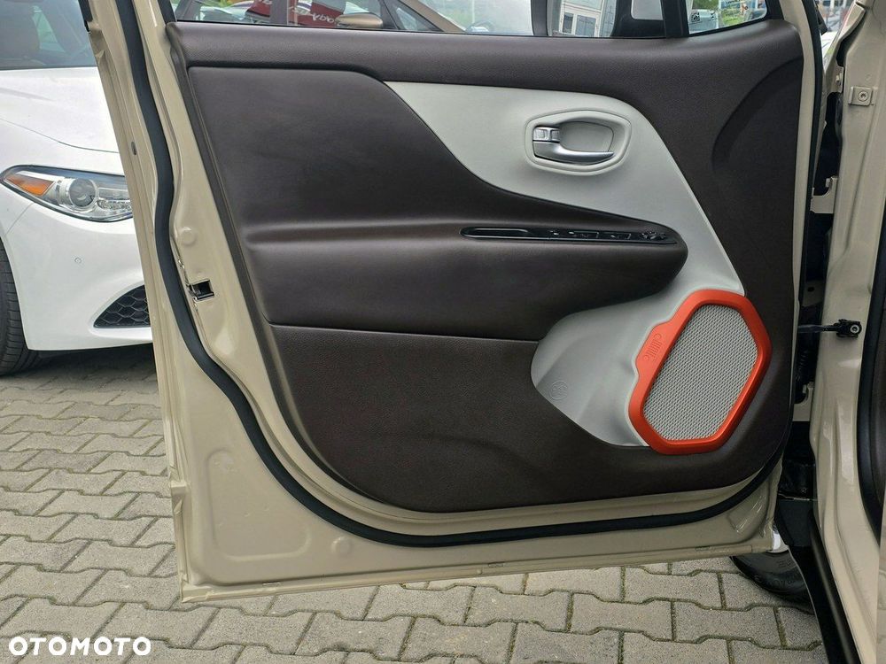 Jeep Renegade 1.4 MultiAir Limited FWD S&S - 14