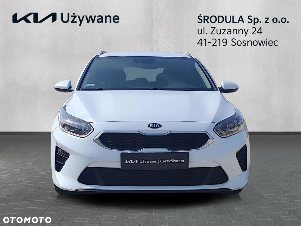 Kia Ceed - 9
