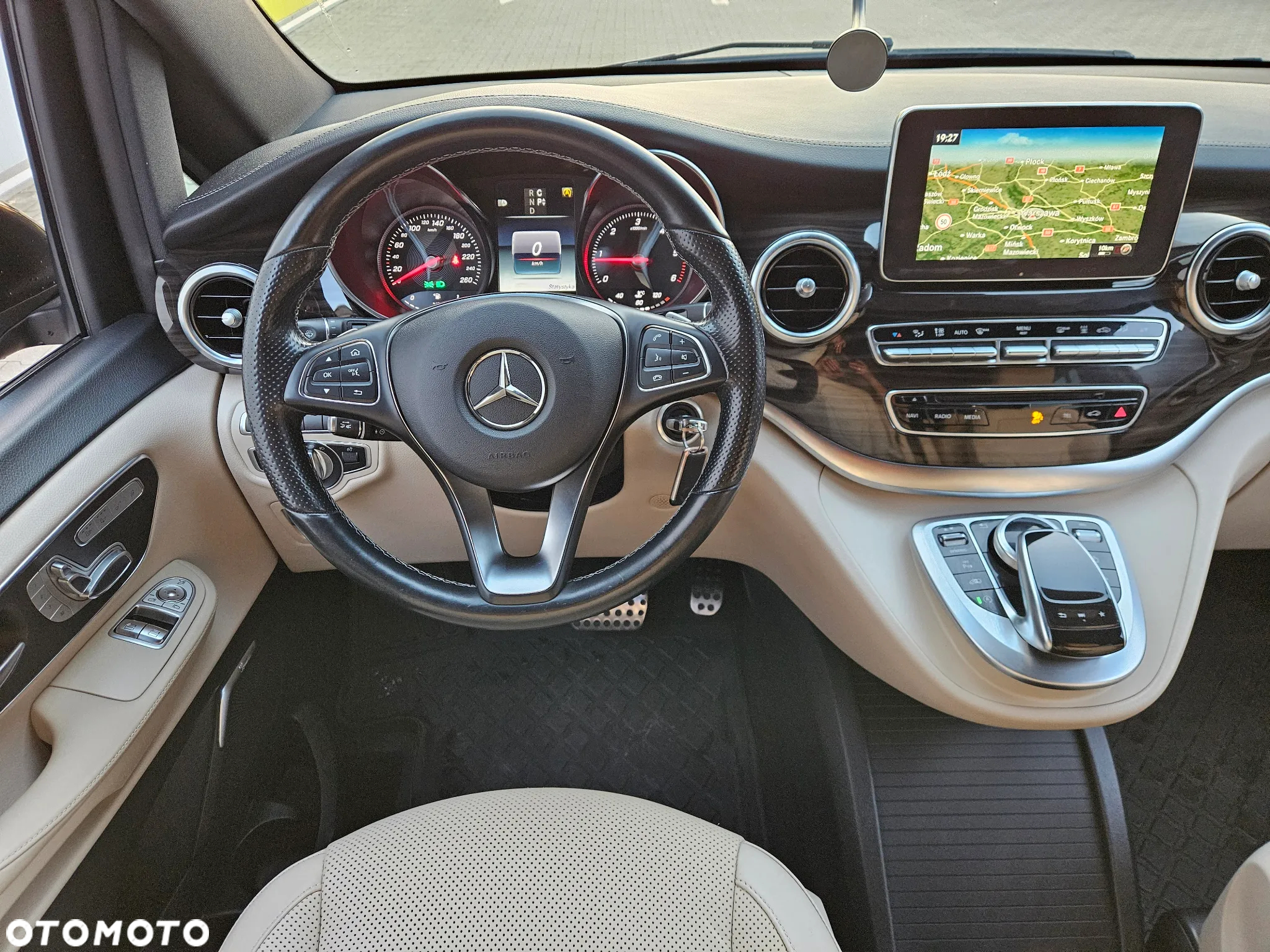 Mercedes-Benz Klasa V 250 d 4-Matic Avantgarde 7G-Tronic (d³ugi) - 6