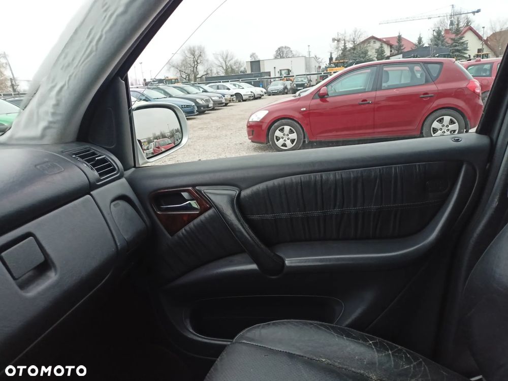 Mercedes-Benz ML - 12