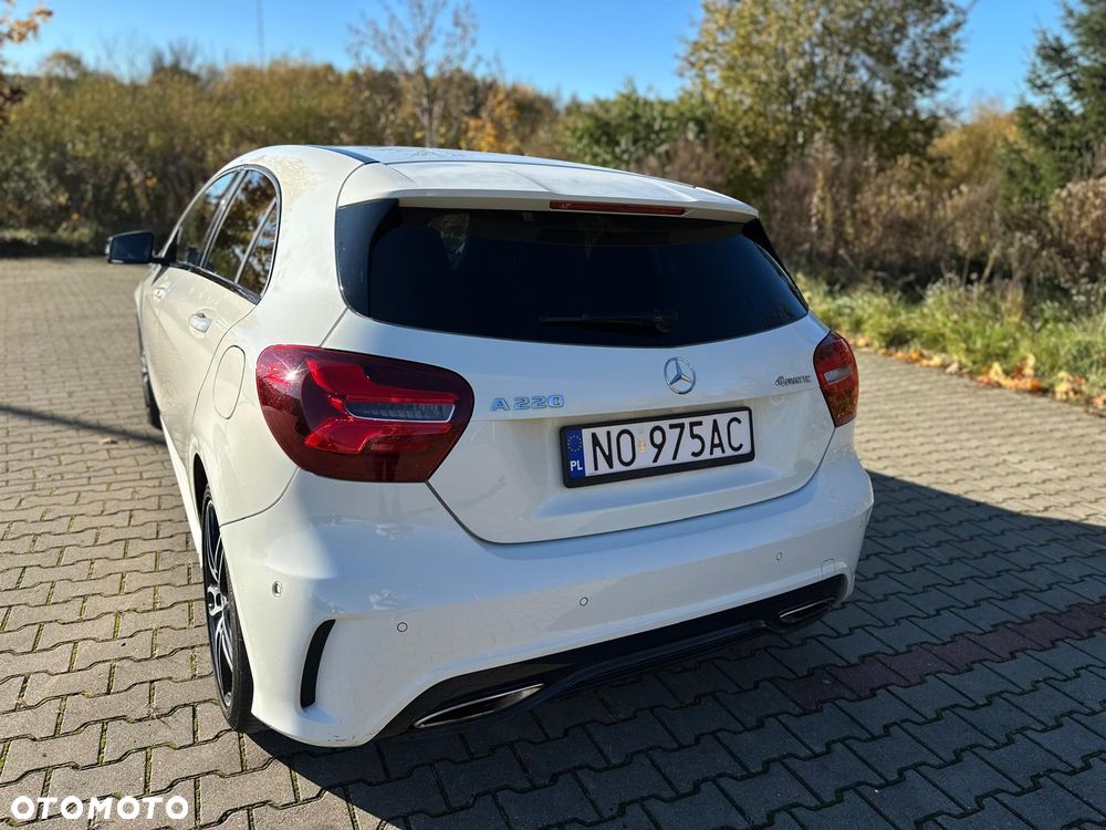 Mercedes-Benz Klasa A 220 4-Matic AMG Line - 15